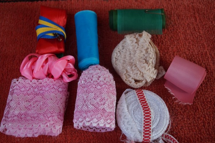 Посылки, посылки - с куклами, игрушками, обувью, одеждой