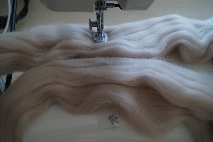 Четвёртая выписка февраля, которой могло не быть. Как заузить отверстие в шее советской куклы, чтобы голова не проваливалась