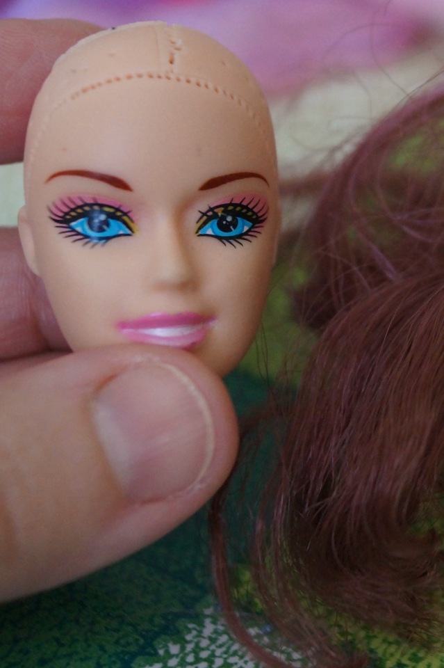 Четвёртая выписка февраля, которой могло не быть. Как заузить отверстие в шее советской куклы, чтобы голова не проваливалась