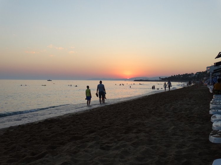 Турецкие каникулы с куклами от Verycool