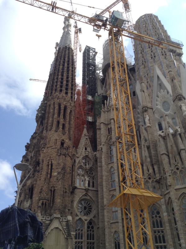 Путешествие Минуш в Испанию. Каталония. ч.2. Донна Барселона. Храм искупления грехов