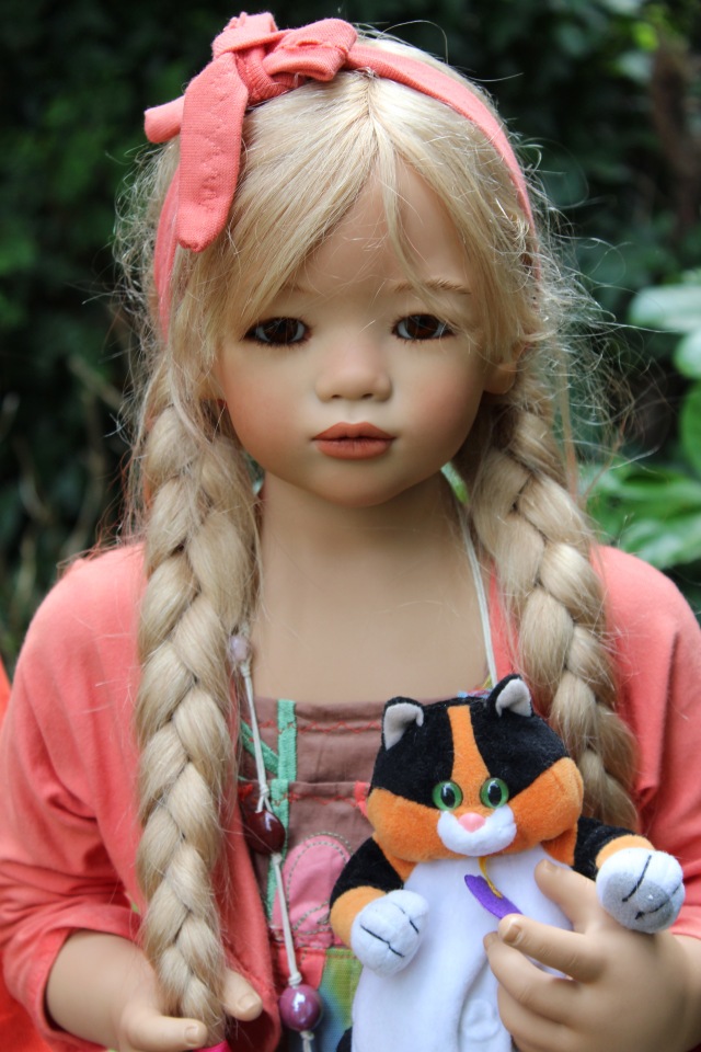 Две сестрички, две Анны Лу - часть вторая. Оранжевый бум