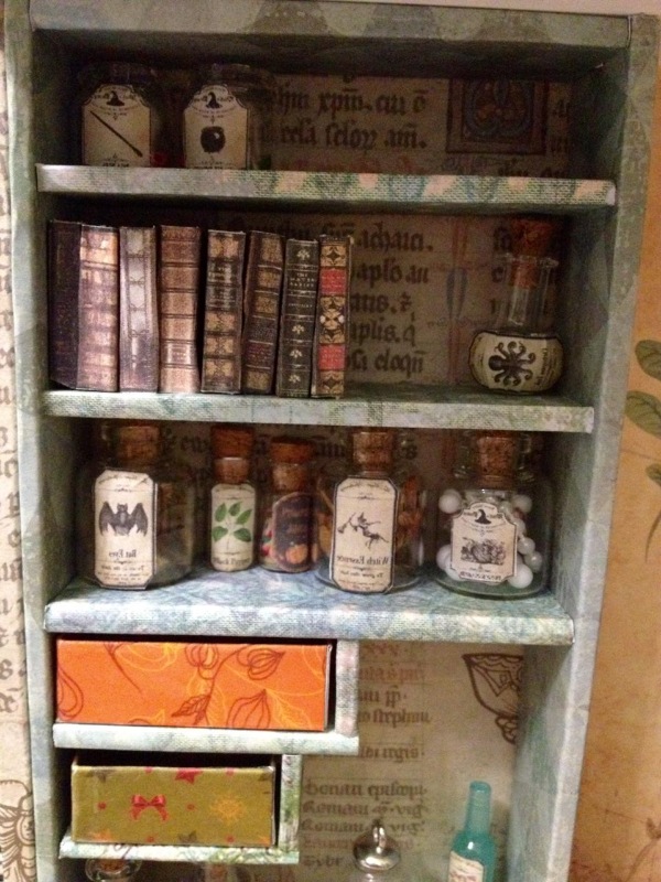 Книжный домик — Кукольная миниатюра своими руками: еда (фото 10)