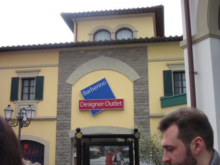 До пандемии. Путешествие по Италии, часть 3 (Флоренция, аутлет Барберино)