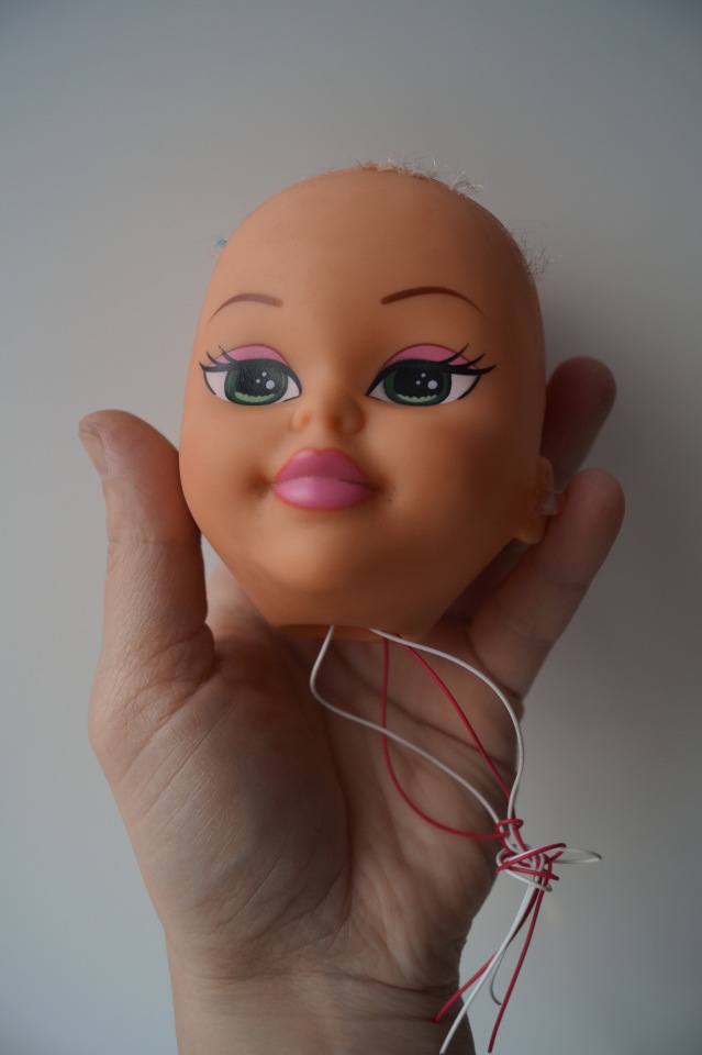 Субботняя традиция - выписывать кукол из лечебницы (фото 4)