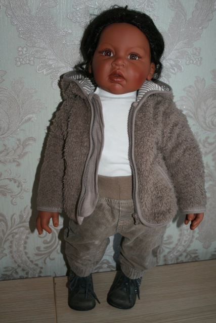 Примерка вещичек — Коллекционные куклы разных авторов (Разное): редкие бренды