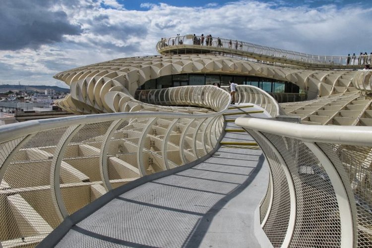 Тайна моего имени. Часть 8. Продолжение. Испания, Севилья. Удивительные вещи