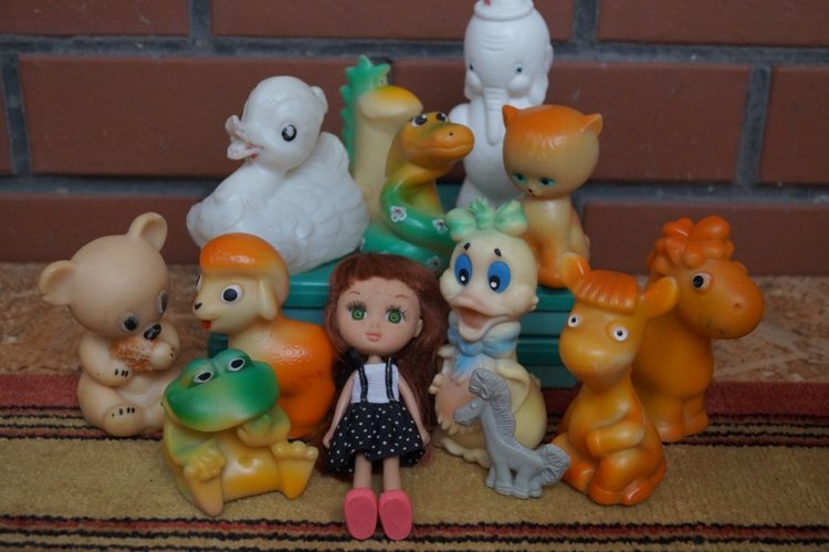 Откроем коробки из детского сада