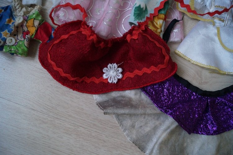 Привет из 2010, коробка с куклами и одежками + воспоминания из детства и юности