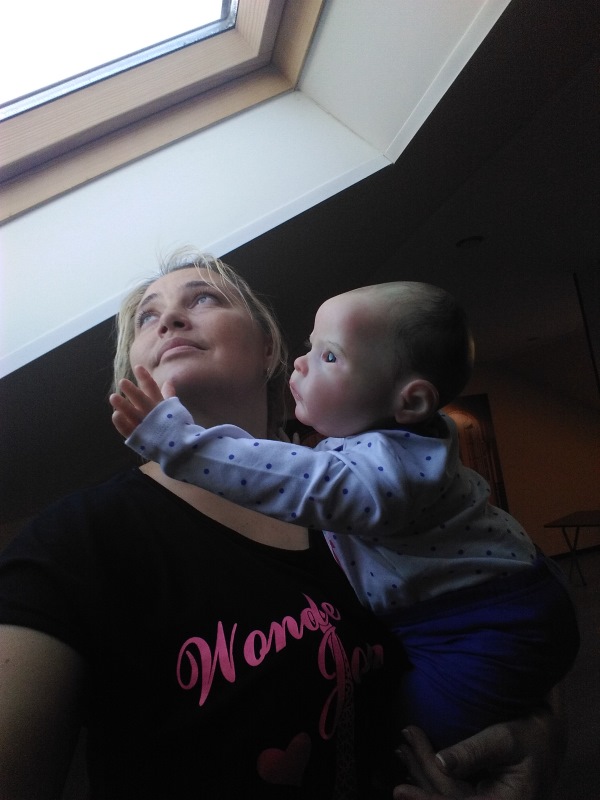 Сказ про то, как мы с Маняшей солнышко убегающее ловили