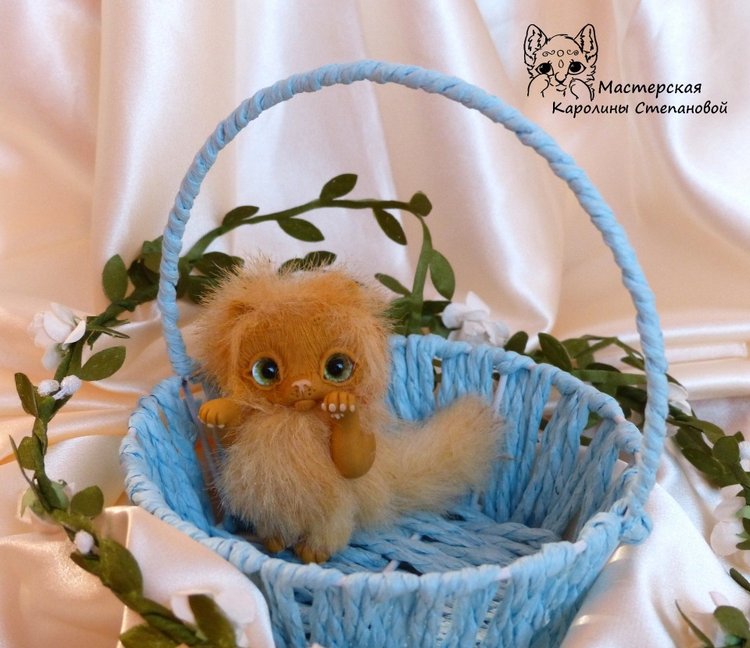 Котенок Персик 5.5 см — Игрушки в смешанной технике (мех и глина): Арт (фото 2)