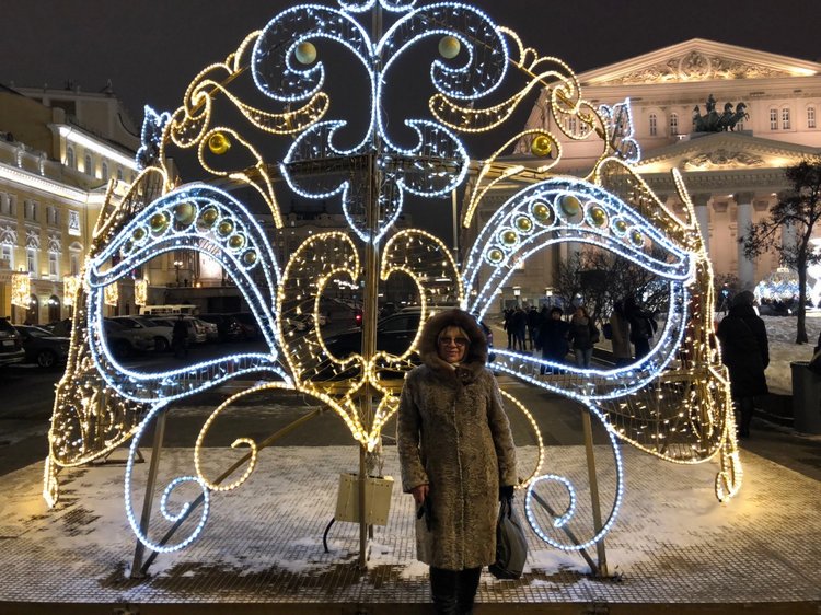 Москва предновогодняя... выставка новогодних елок в ГУМе - очень красиво