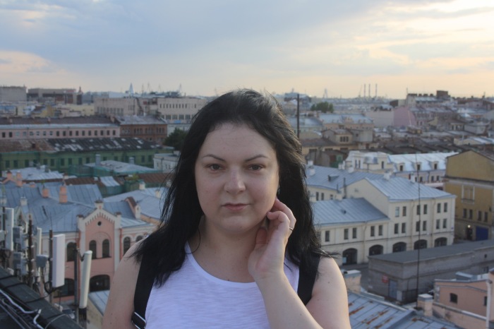 Петербург. Прогулка по крышам. Котокафе. Старые слайды