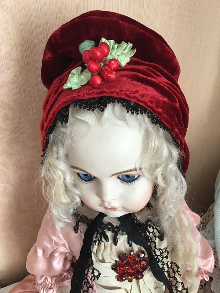 Тайны и ягоды любят все. Мой новый бонет "Остролист" | Бэйбики Тайны и ягоды любят все. Мой новый бонет "Остролист"