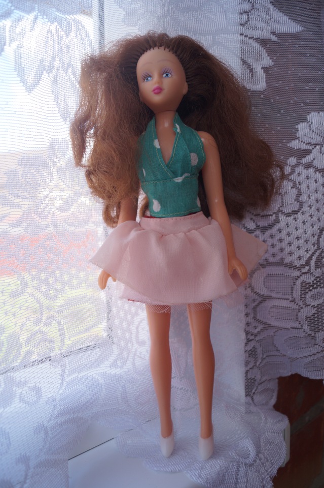 Первая июльская выписка. Две разные поломки шейного крепления - исправляем. Санаторий для кукол. И новые пациенты