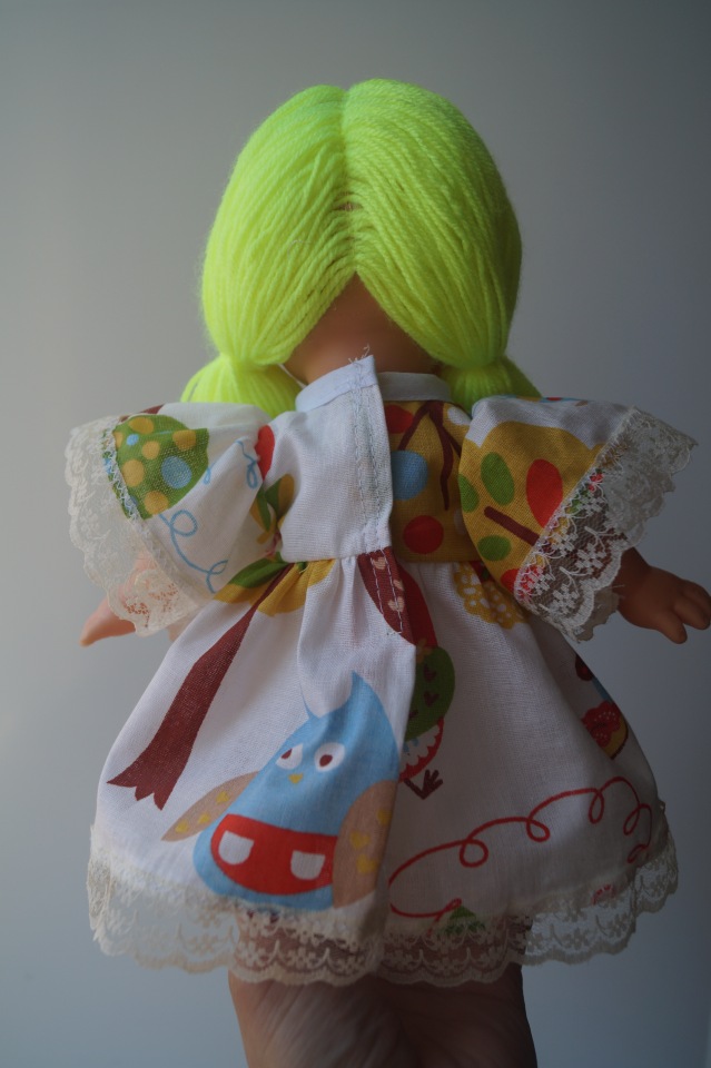 Вторая выписка октября. Машенька здорова. Кукла из лужи стала милашкой. Коровка замычала. Как поставить Лолочку на ножки,