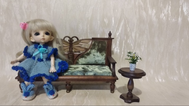 Диванчик под старину — Мебель для кукол и домиков: фото (фото 3)