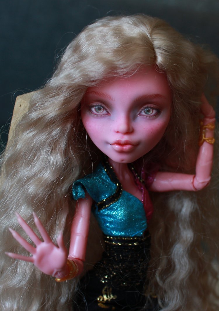 Монстрики моими глазами — ООАК и репейнт кукол (Custom): Barbie