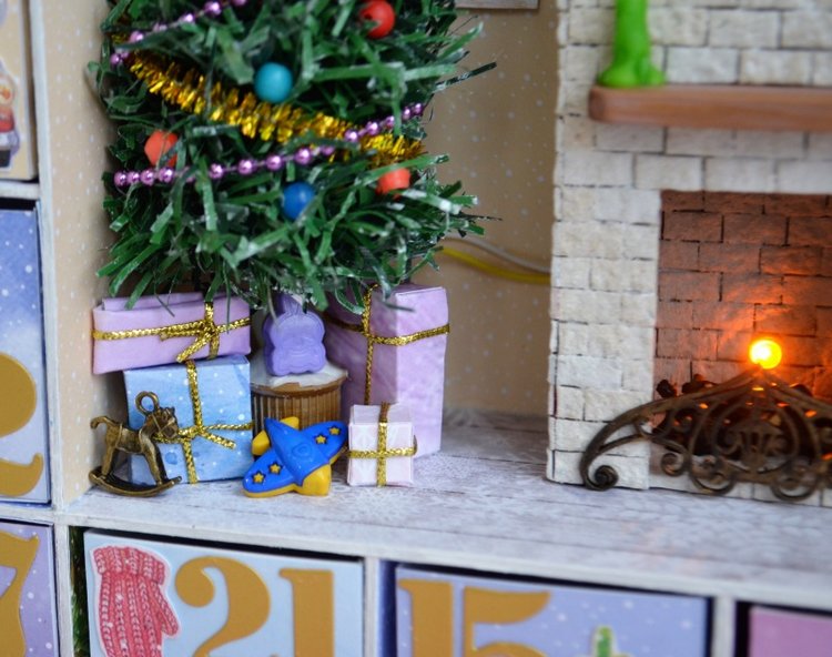 Адвент календарь с миниатюрой и освещением (фото 10)