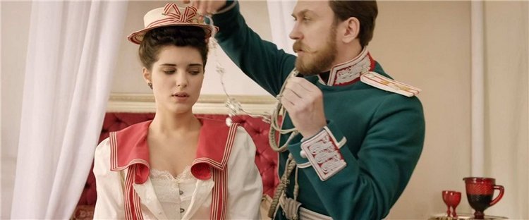 Выставка костюмов к фильму " Матильда", часть 2