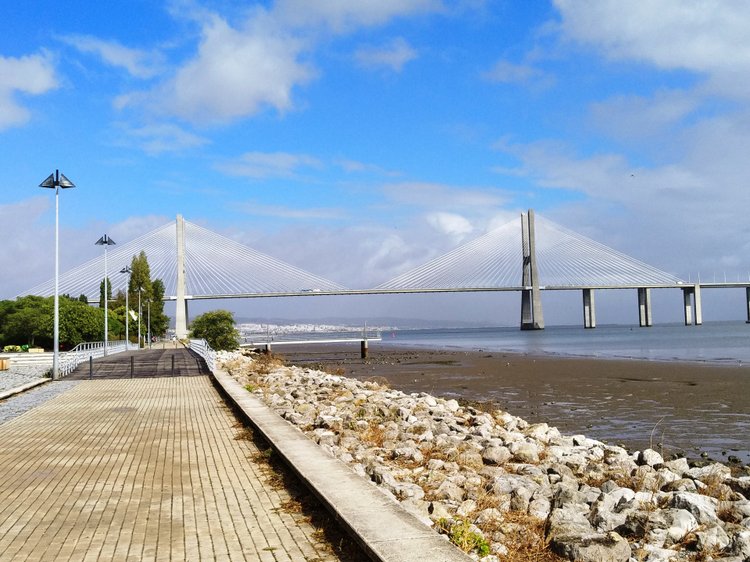 Тайна моего имени. Часть десятая. Португалия, Лиссабон. От Лесли просто нет житья