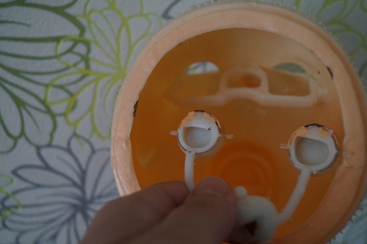 Третья майская выписка. Как вынуть моргучие глазки из головы советских кукол (фото 9)