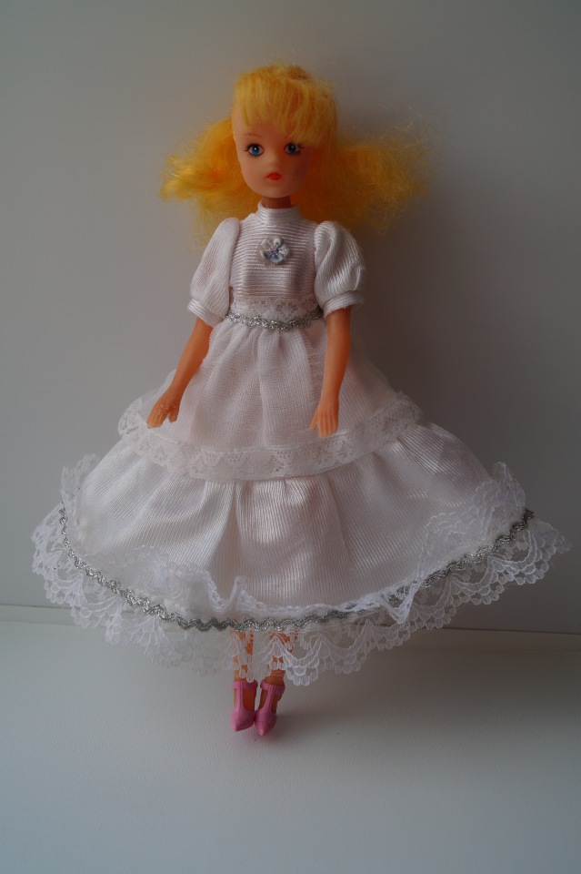 Четвёртая июньская выписка. Друг детства из 90-х выздоровел. Снова лепка сменных стоп. Джуди вышла из упаковки