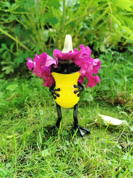 Лягушки Apo Frog от Twelvedot