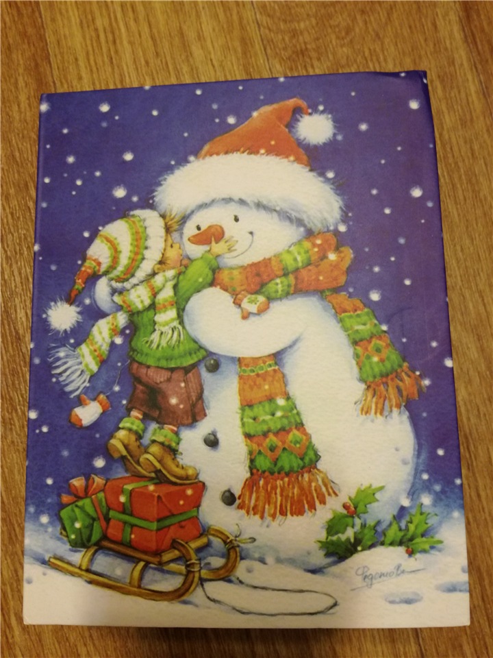 Снегири прилетели и Крошка на ладошке