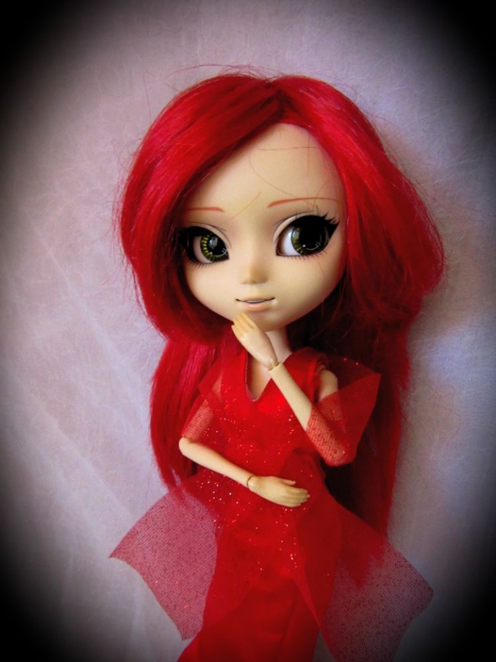 Забытый вальс алого и серого (фото 2)