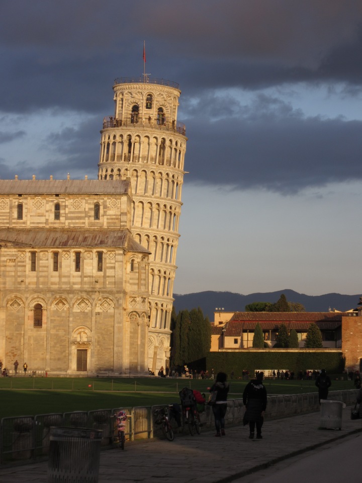 До пандемии. Путешествие по Италии, часть 2 (вечерняя Пиза)