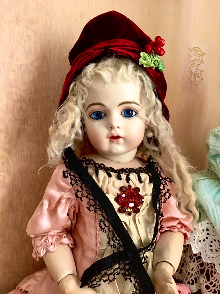 Тайны и ягоды любят все. Мой новый бонет "Остролист" | Бэйбики Тайны и ягоды любят все. Мой новый бонет "Остролист" (фото 7)