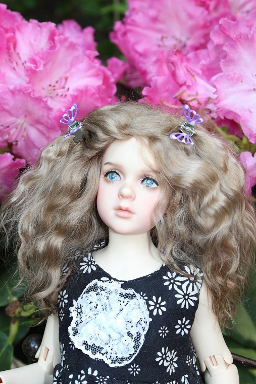 Поиск образа для Розочки. Знакомство с садом