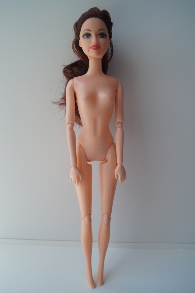 Третья майская выписка. Как вынуть моргучие глазки из головы советских кукол