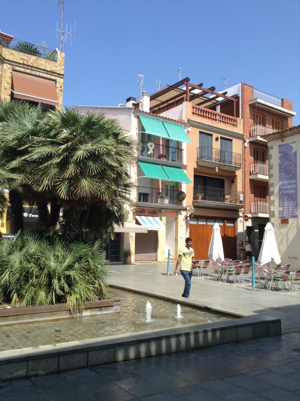 Путешествие Минуш в Испанию. Каталония. Ч.1. Рассвет над облаками. О-ла, Барселона