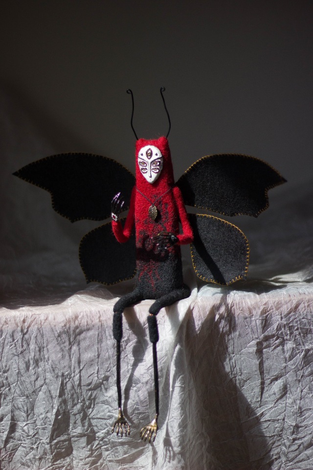 Чертополоховый олень, бабочка вечерней зари, белый шаман (фото 4)