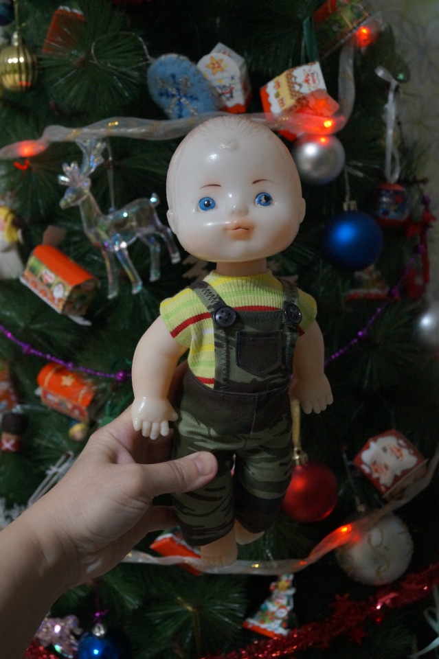 Первая январская выписка, в кругу большой и дружной семьи Жени и Антона. Женечку перепрошила, Антону восстановила цвет