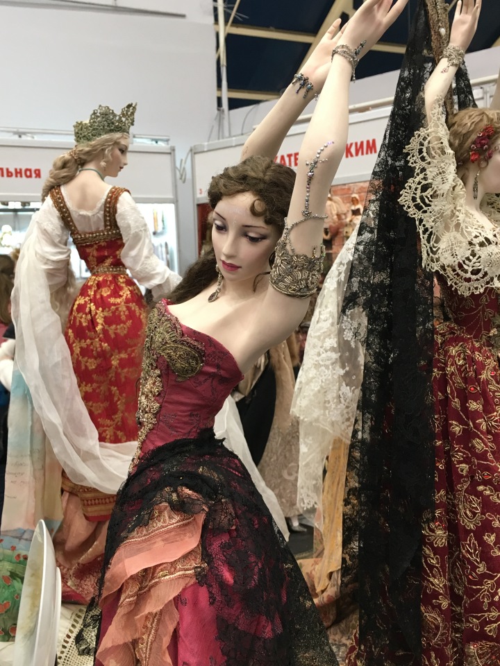 Апрель 2018 - выставка на Тишинке - так ее увидела я - часть 4 (фото 2)