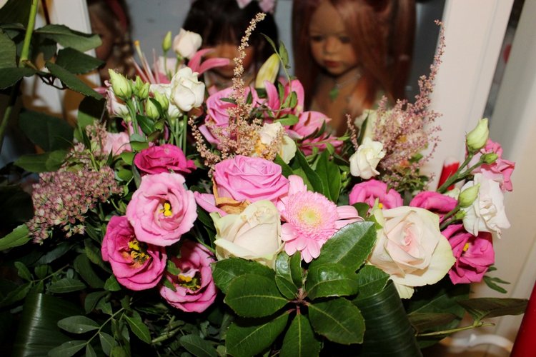 Вальс цветов с куклами Тоннер - Продолжение