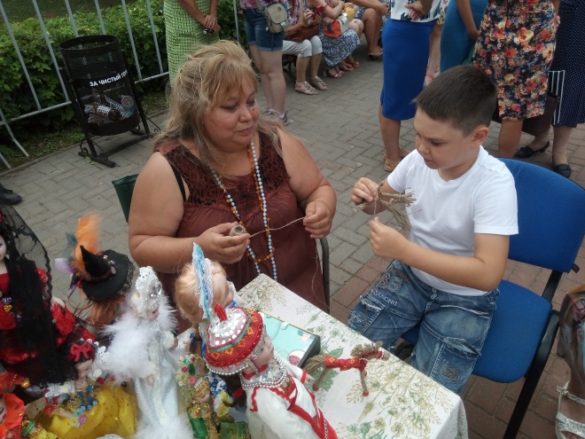 Мои куклЁшки на городском празднике "Литературное варенье"