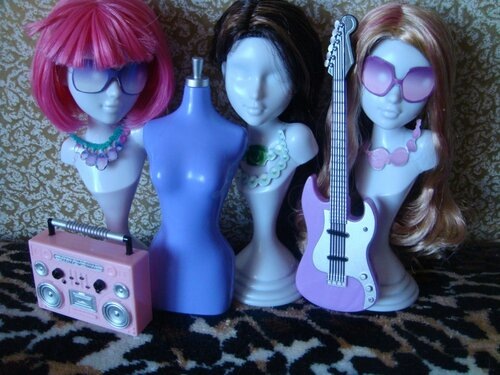 Кукла с красивыми глазами