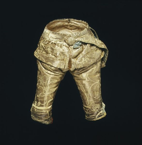 Старинные куклы и их одежда