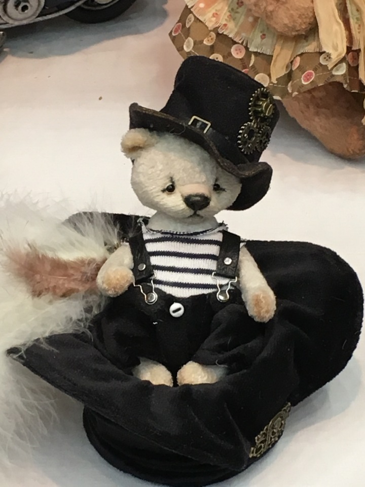 Апрель 2018 - выставка на Тишинке - так ее увидела я - часть 2