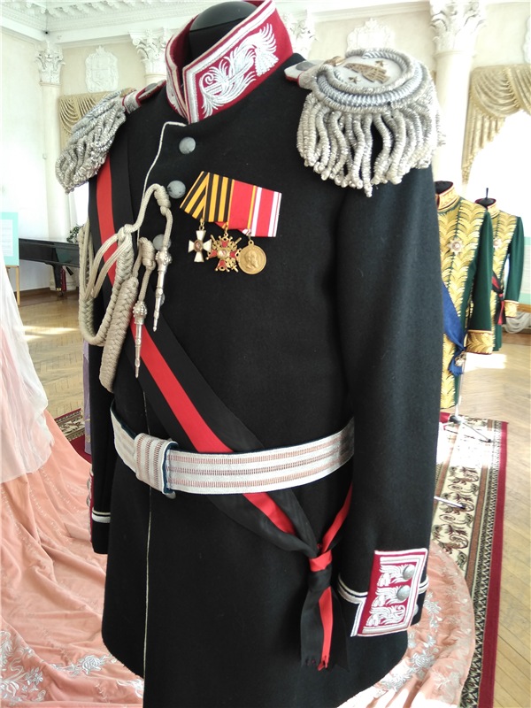 Выставка костюмов к фильму " Матильда", часть 2 (фото 4)