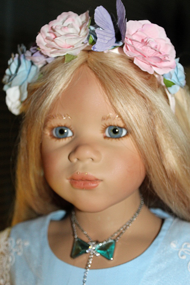 Две блистательные блондиночки, Нандини и Сарай