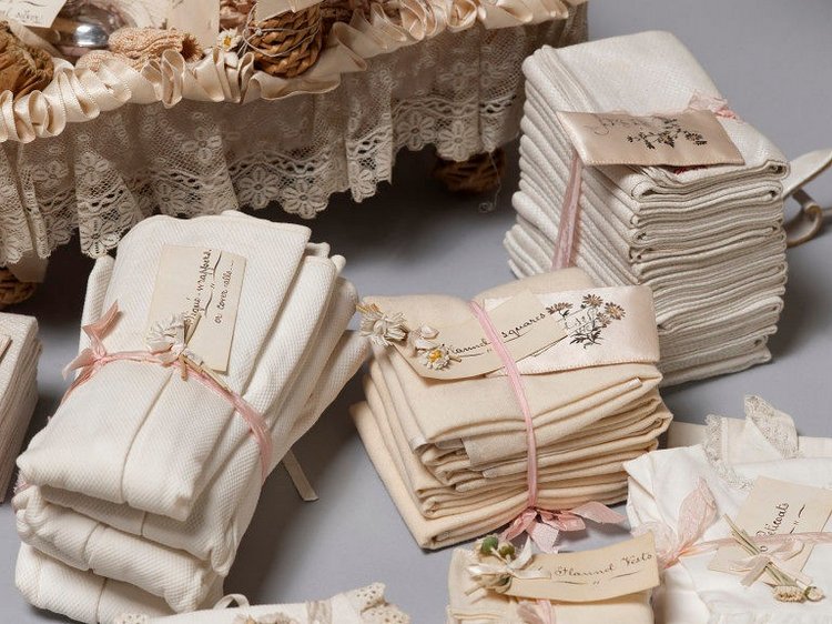 Старинная восковая кукла — Редкие антикварные куклы и реплики: воск (фото 4)