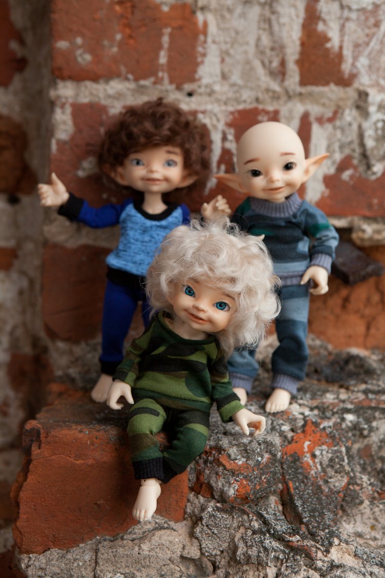 Первая поездка Мари с братьями эльфами (2 часть)