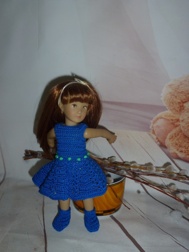 Авторские вязаные наряды на кукол kidz n cats mini 21 см (фото 5)
