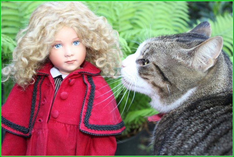 Sonja гуляет в саду. Коллекционная кукла от Helen Kish