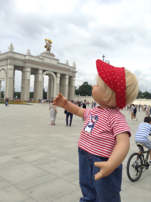 Прогулки с куклами по "территории праздника". Легенды и призраки СССР и быль 80-летней красавицы. Ч.1